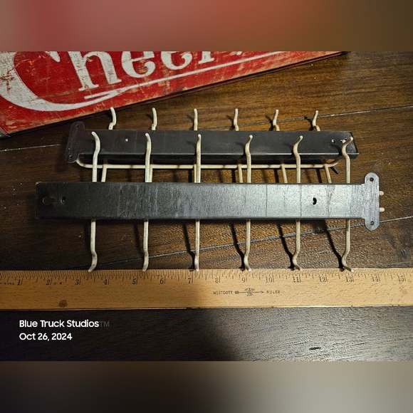 Vintage Hanging Coffee Cup Holders | Very MCM | - Picture 3 of 9